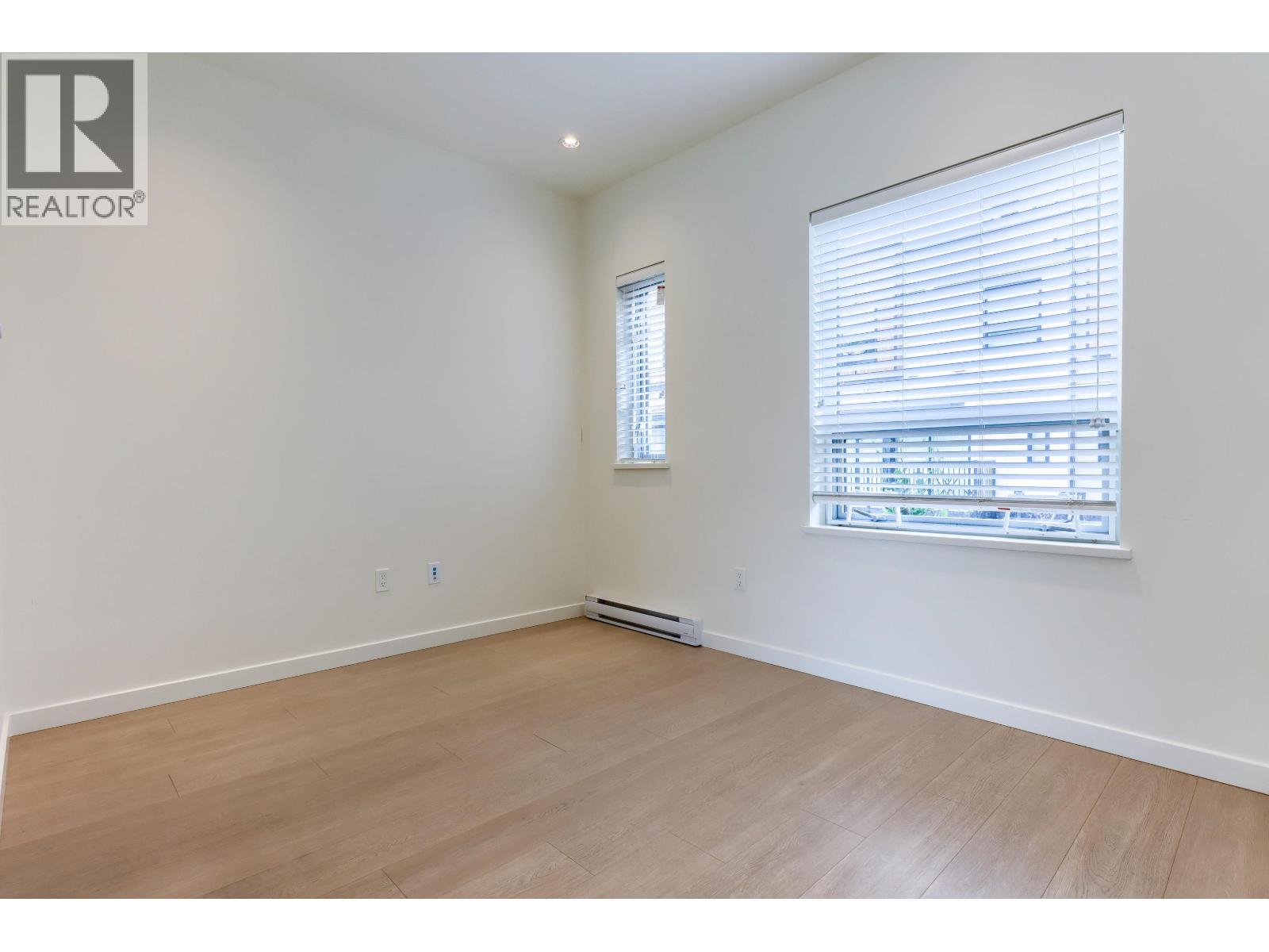 6 629 SOUTH DYKE ROAD, New Westminster