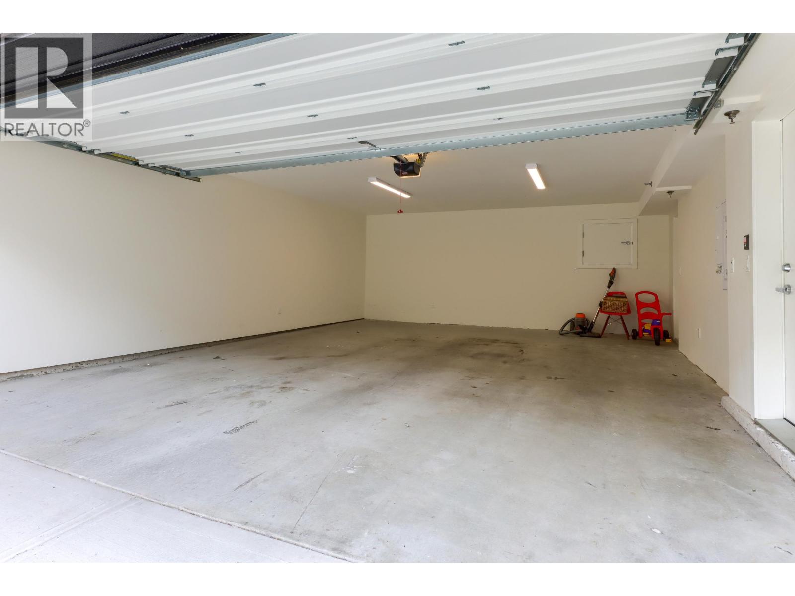 6 629 SOUTH DYKE ROAD, New Westminster