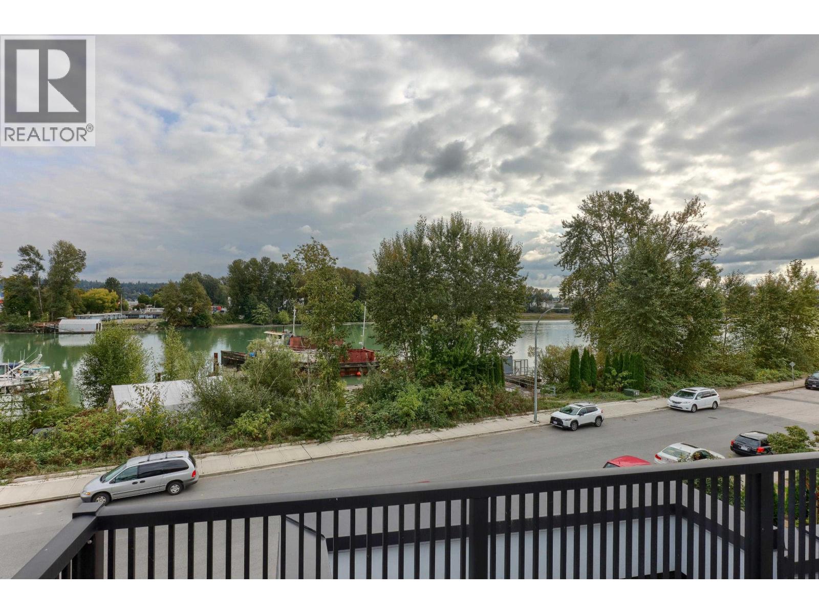 6 629 SOUTH DYKE ROAD, New Westminster