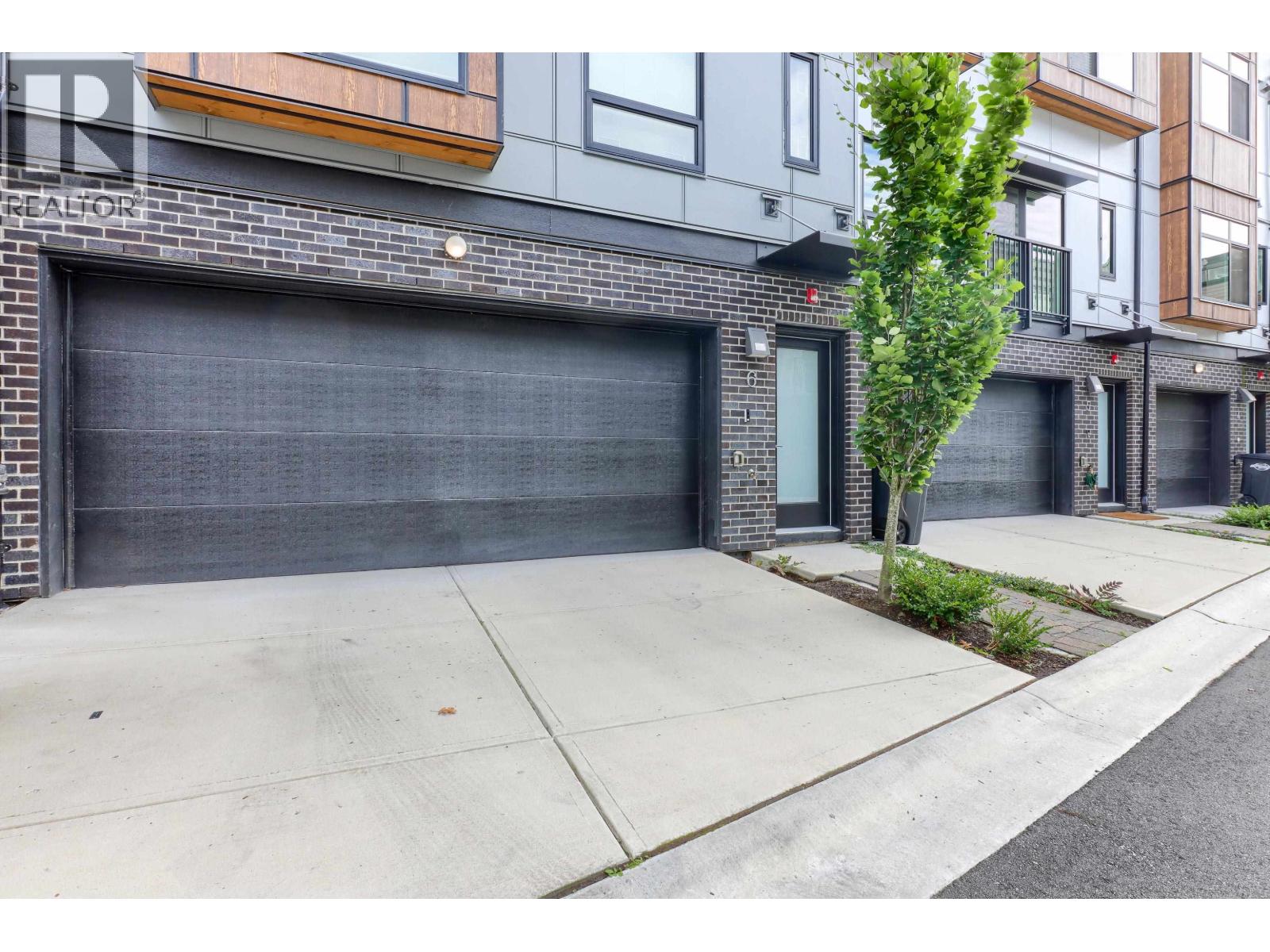 6 629 SOUTH DYKE ROAD, New Westminster