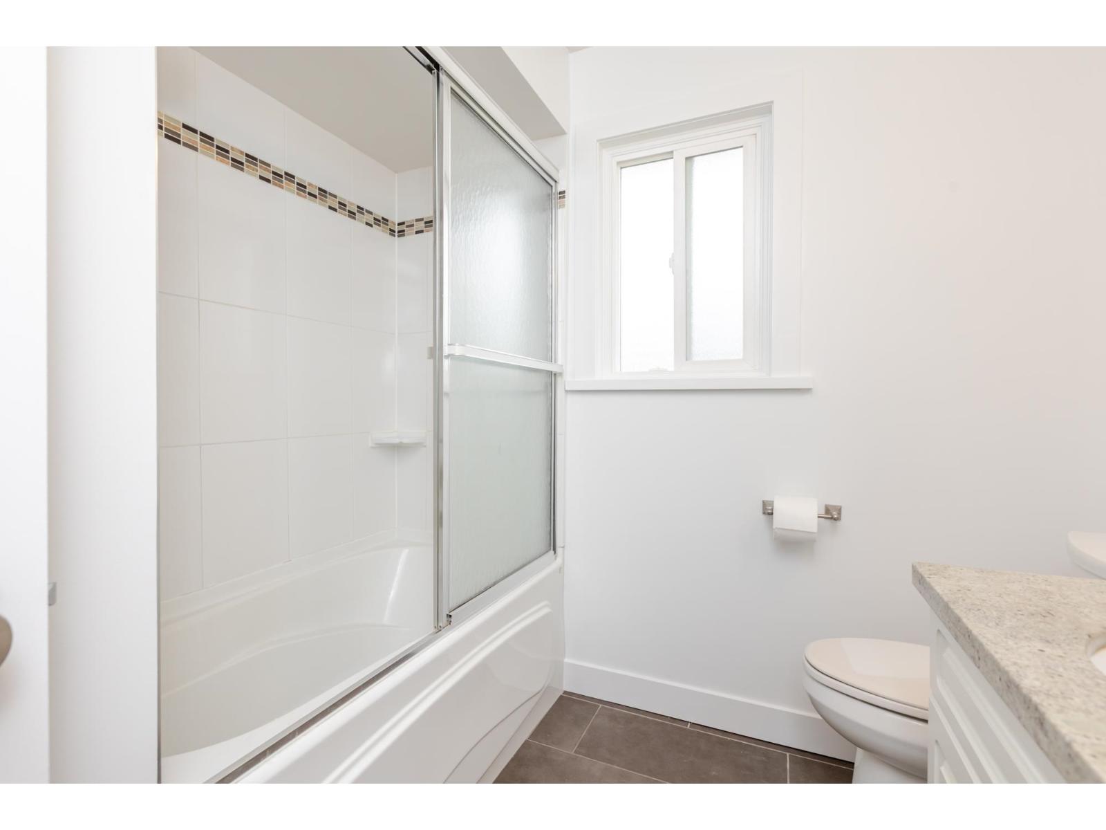 2389 WAKEFIELD DRIVE, Langley