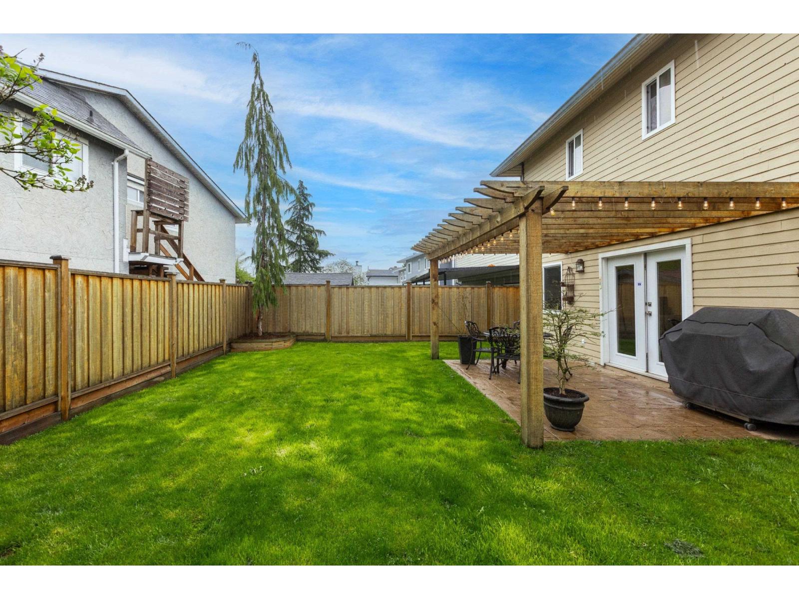 2389 WAKEFIELD DRIVE, Langley