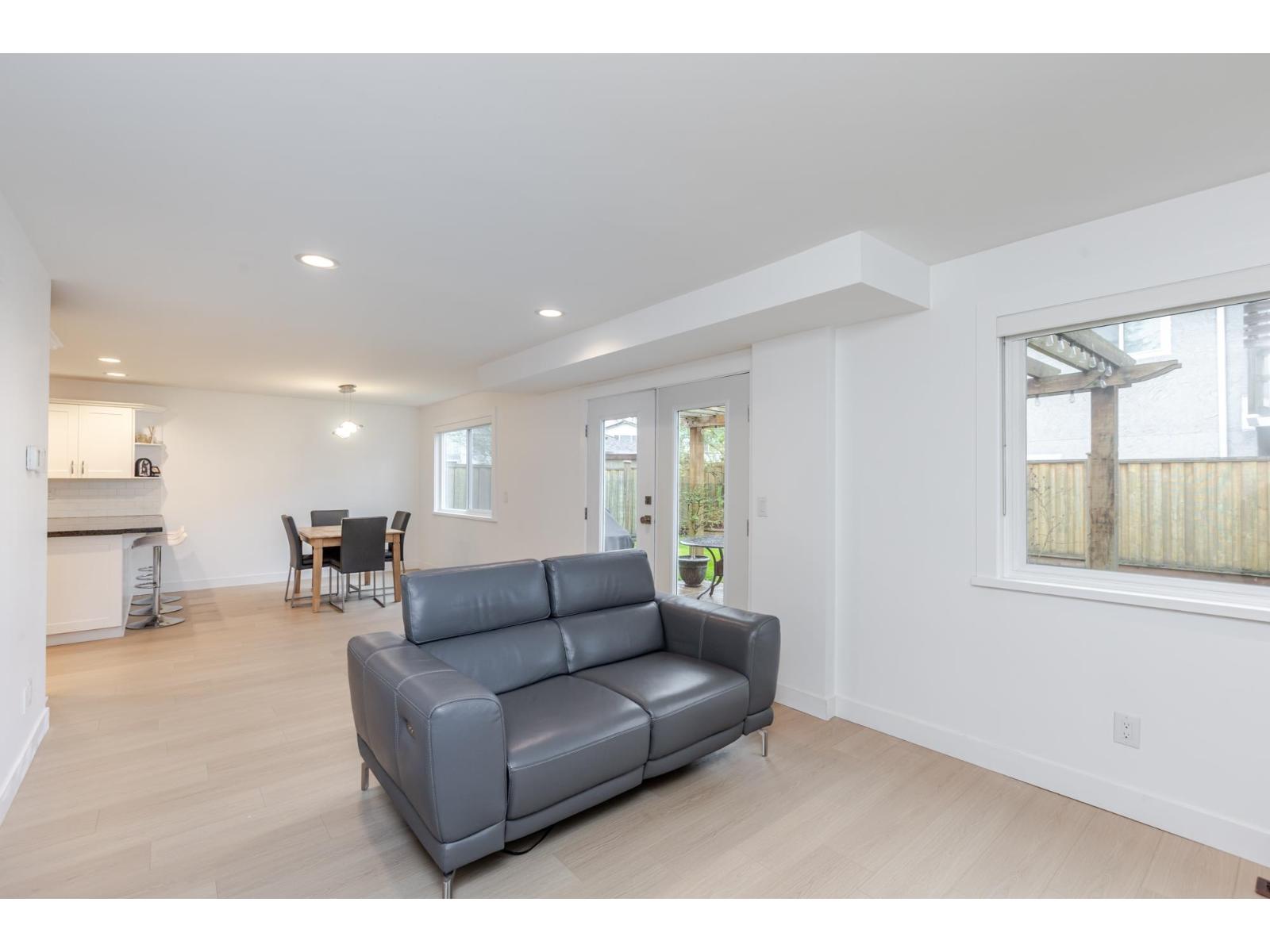 2389 WAKEFIELD DRIVE, Langley