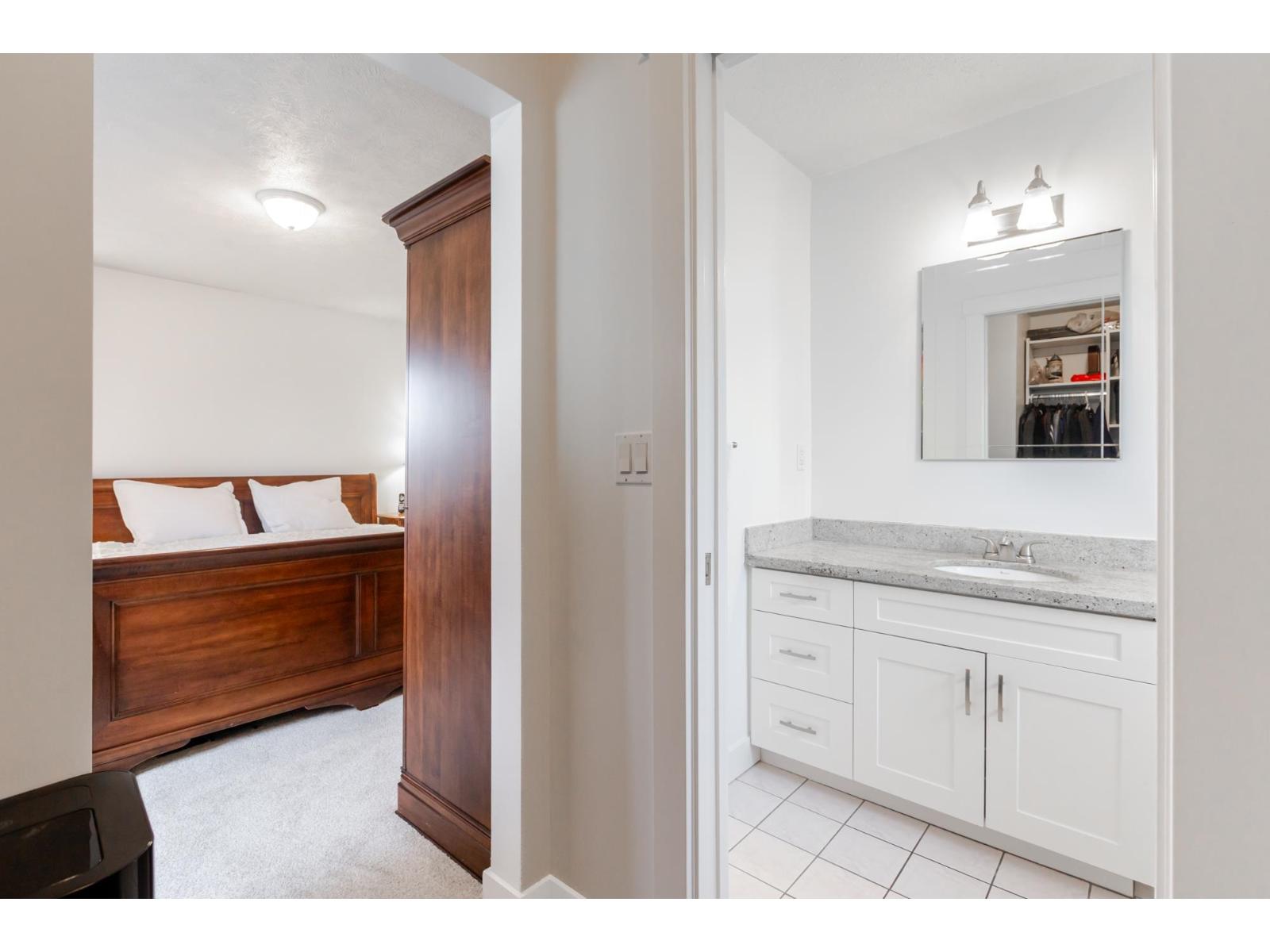 2389 WAKEFIELD DRIVE, Langley