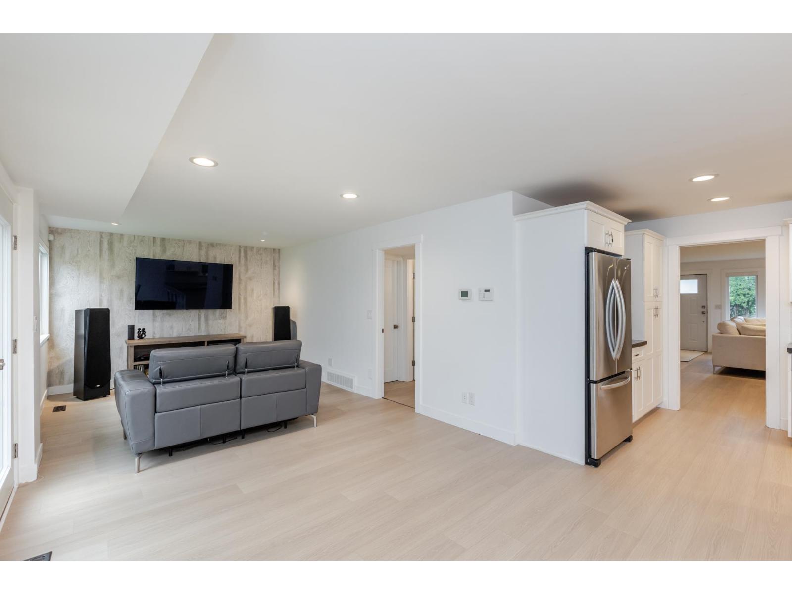 2389 WAKEFIELD DRIVE, Langley