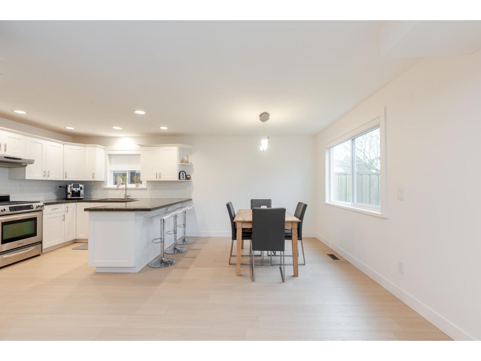 2389 WAKEFIELD DRIVE, Langley