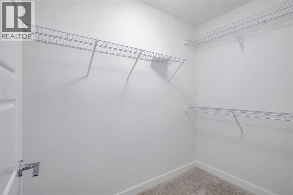 Single Family House for Sale in    Avenue NE Tuxedo Park Calgary 