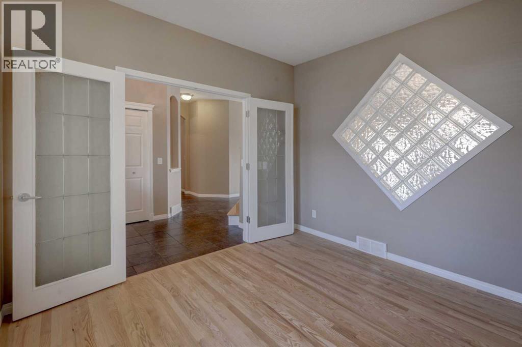 Single Family House for Sale in  Hidden Creek Point NW Hidden Valley Calgary 