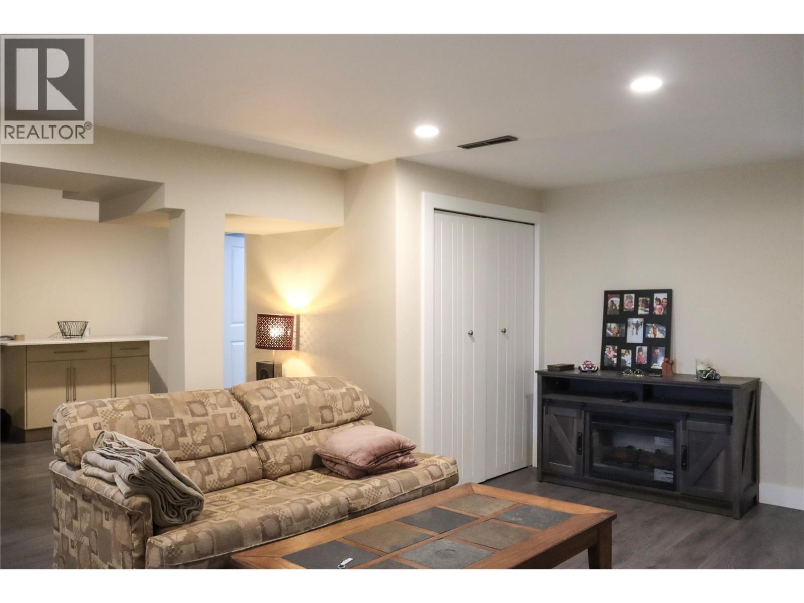  7212 HERON Lane, Osoyoos
