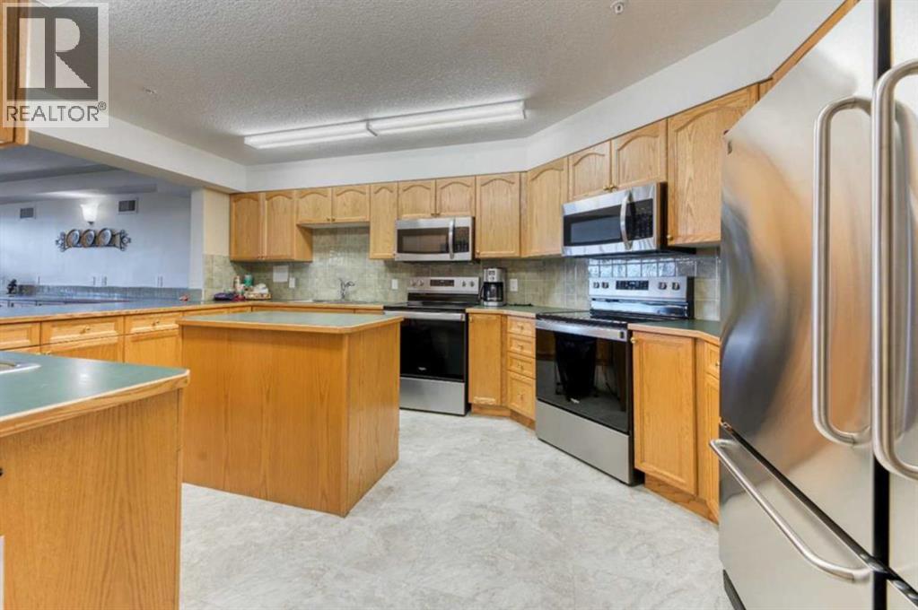 Single Family House for Sale in   Tuscany Springs Boulevard NW Tuscany Calgary 