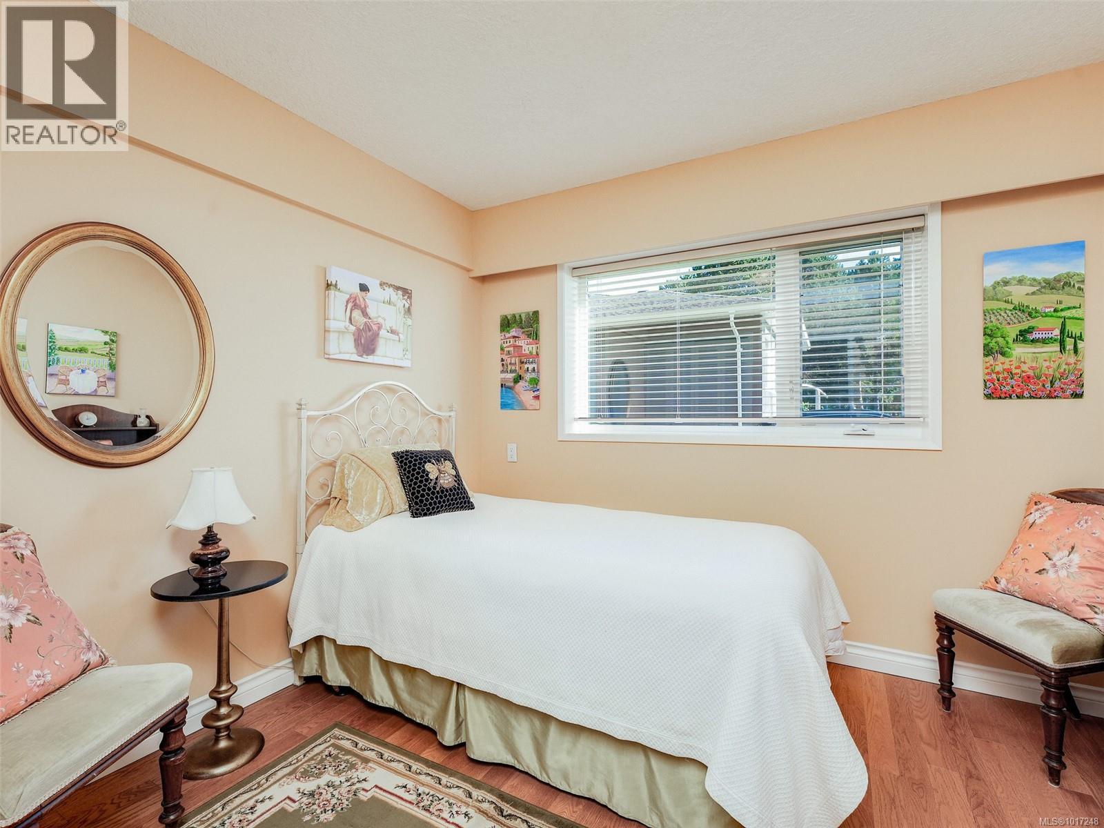 103 1540 Dallas Road, Victoria