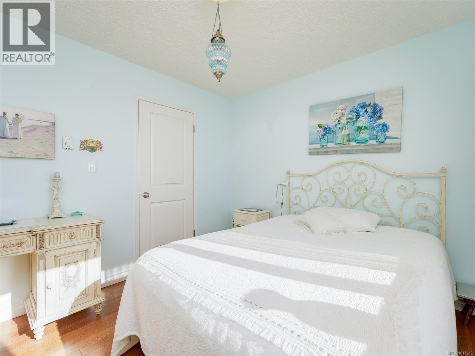 103 1540 Dallas Road, Victoria