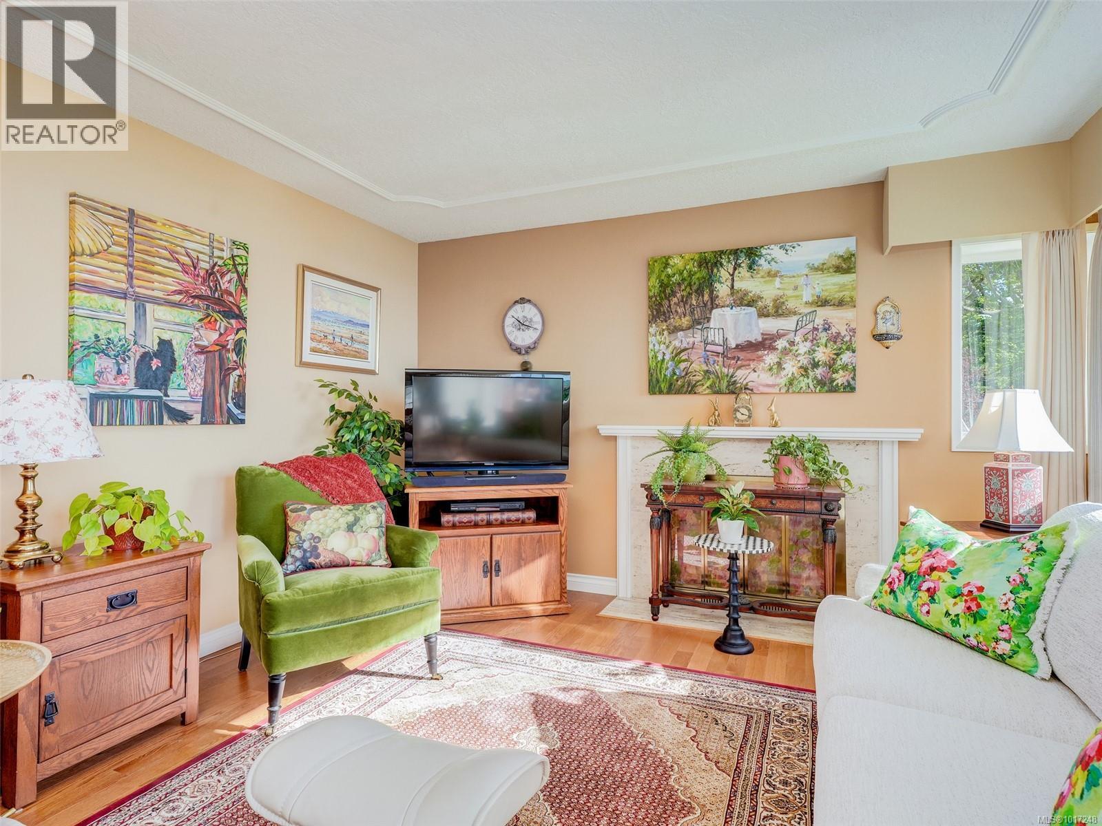 103 1540 Dallas Road, Victoria
