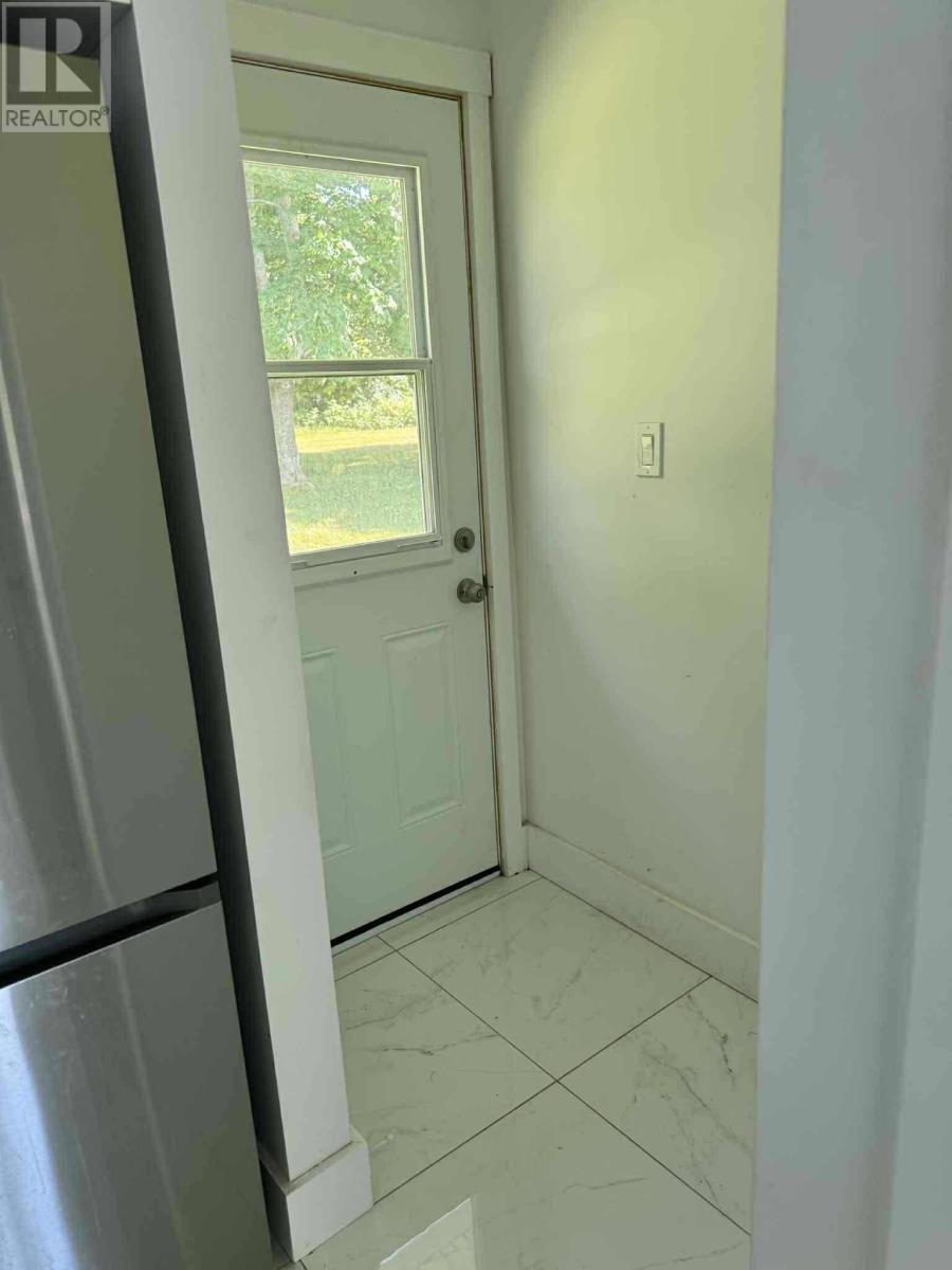 30 Pleasant Street - 10
