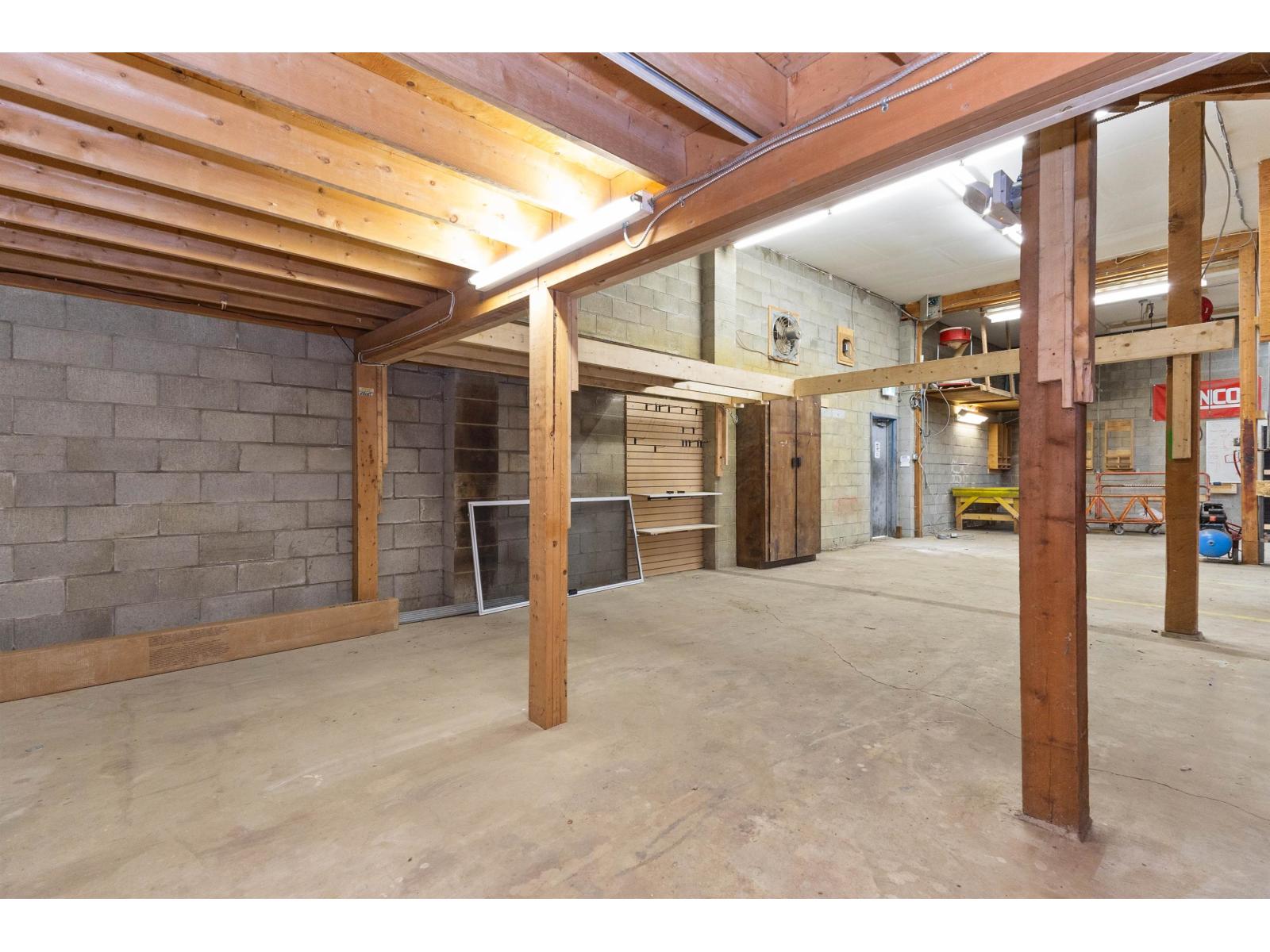 Industrial in Abbotsford - Image 13