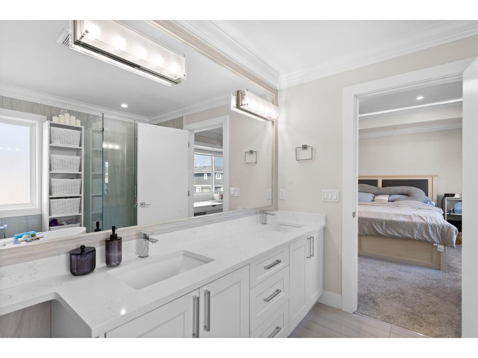 8394 MCTAGGART STREET, Mission