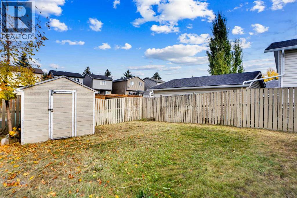 Single Family House Bi-level for Sale in  Martingrove Road Martindale Calgary 