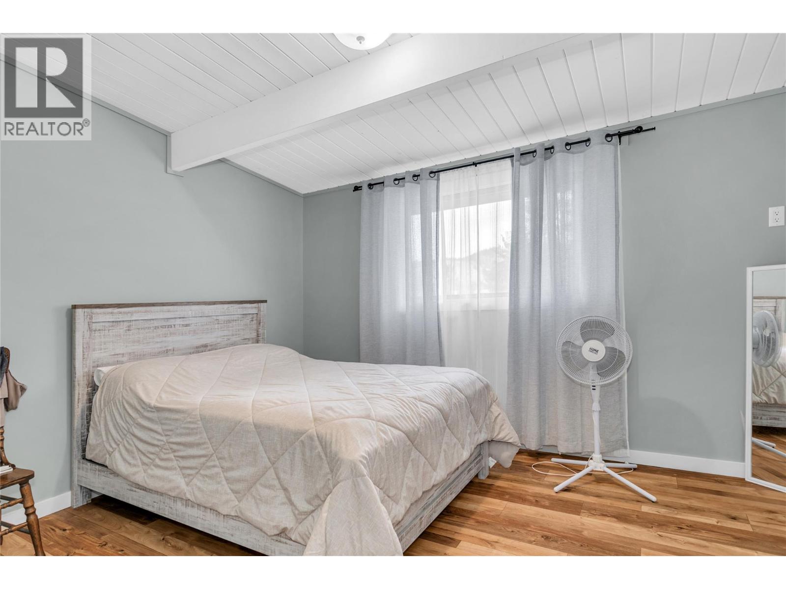  1415 Highland Drive South, Kelowna