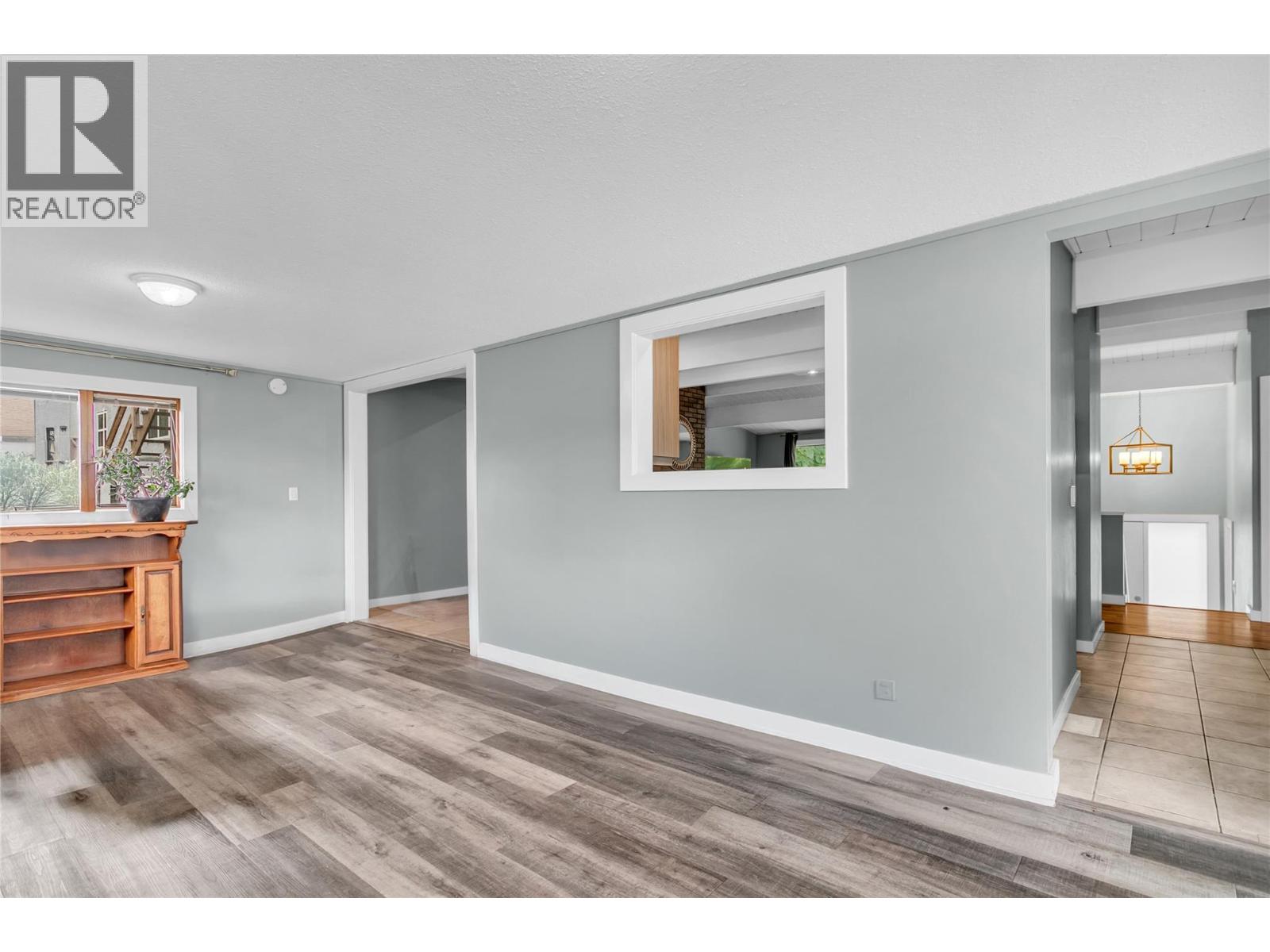  1415 Highland Drive South, Kelowna