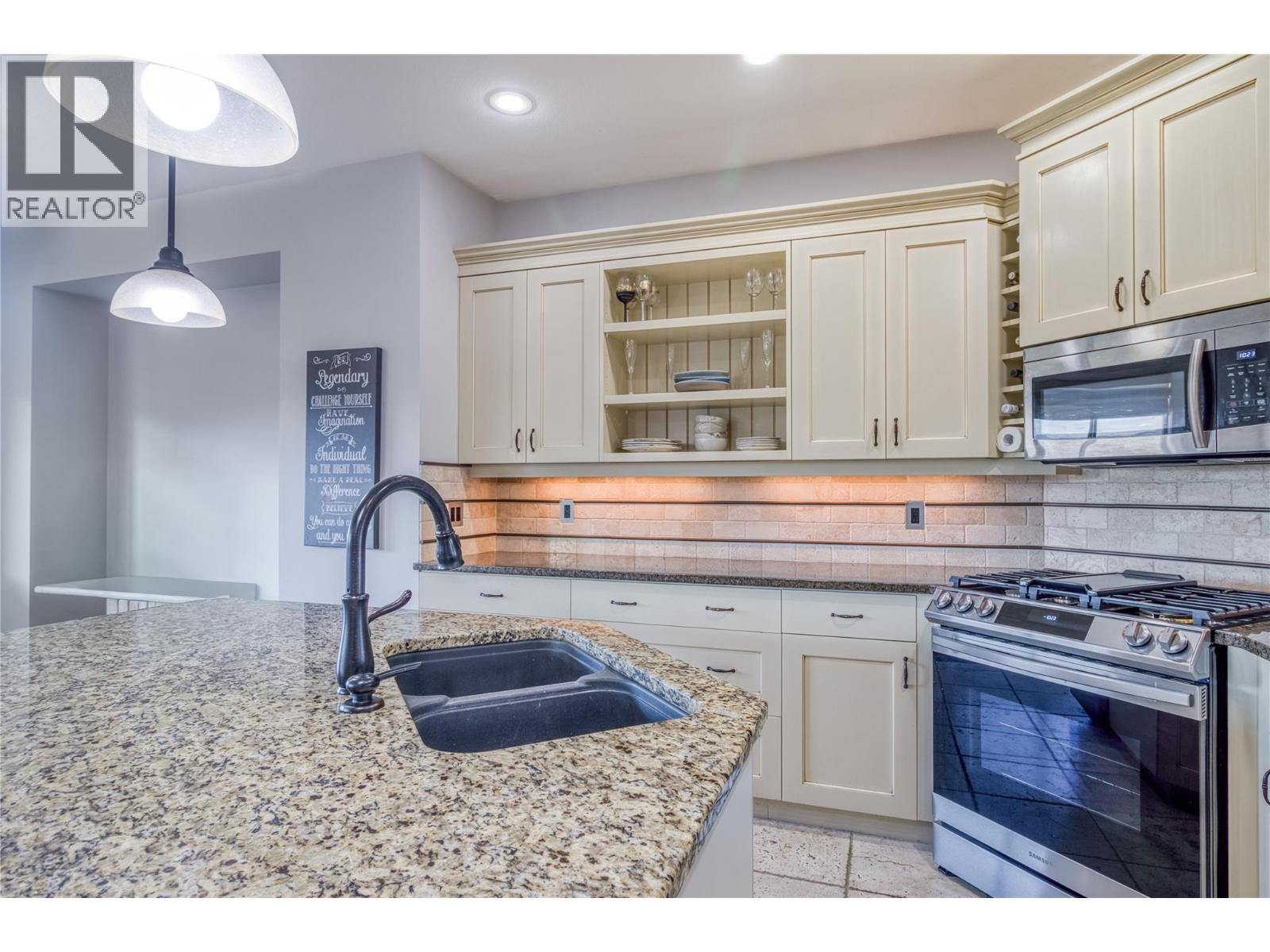  1084 Hume Avenue, Kelowna