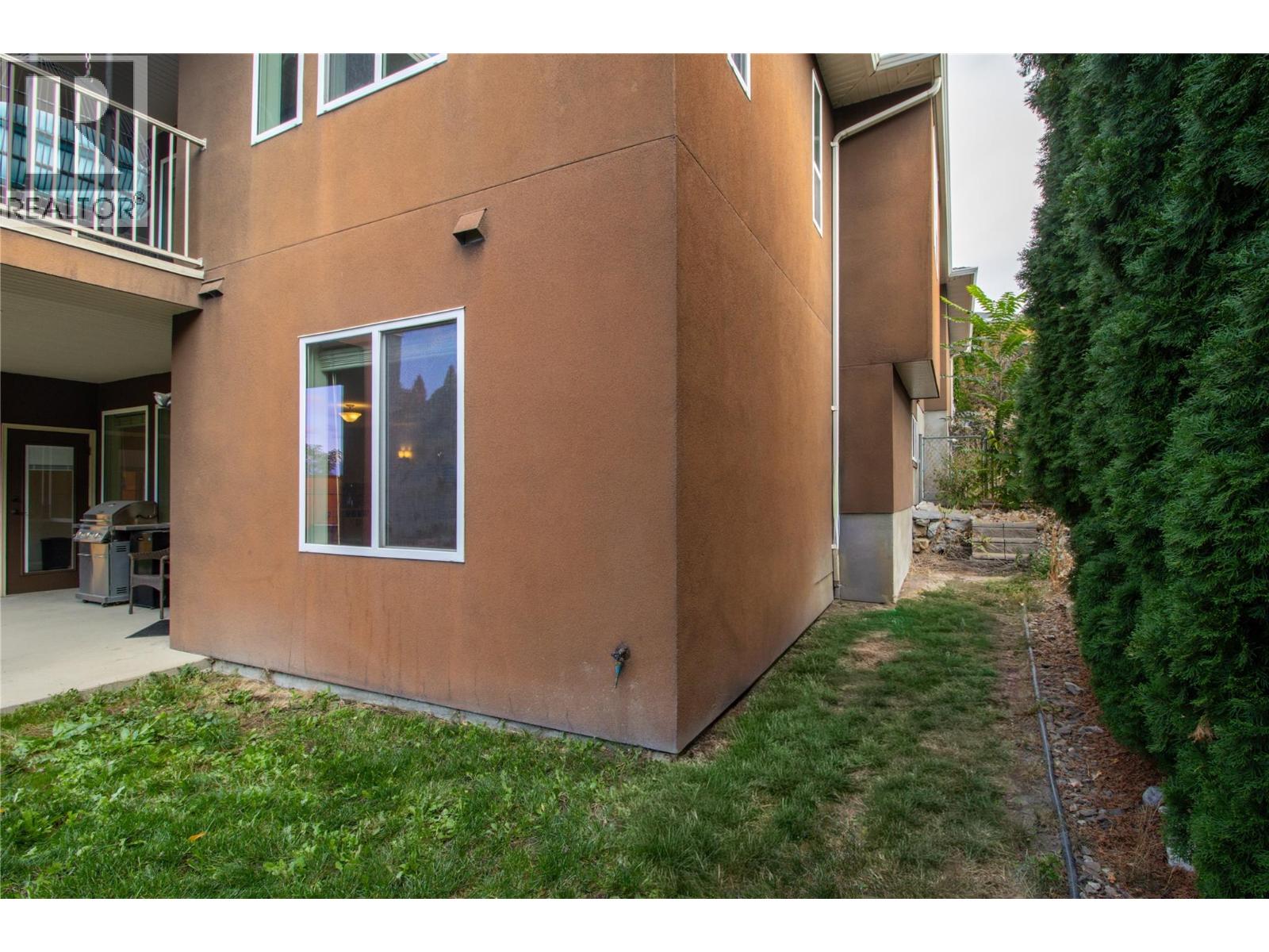  1084 Hume Avenue, Kelowna