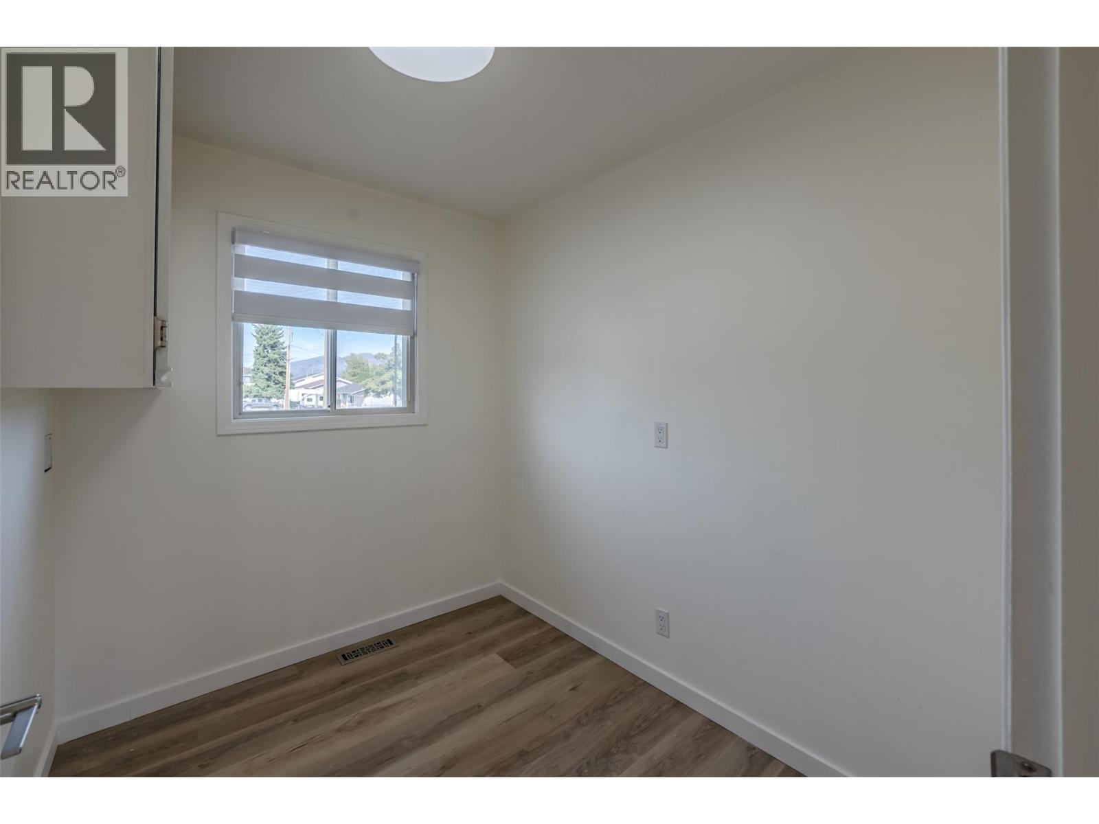  10703 Prairie Valley Road, Summerland