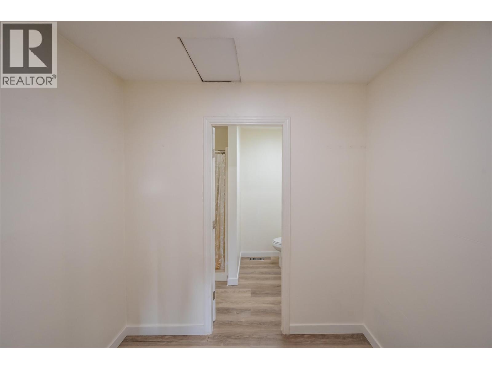  10703 Prairie Valley Road, Summerland