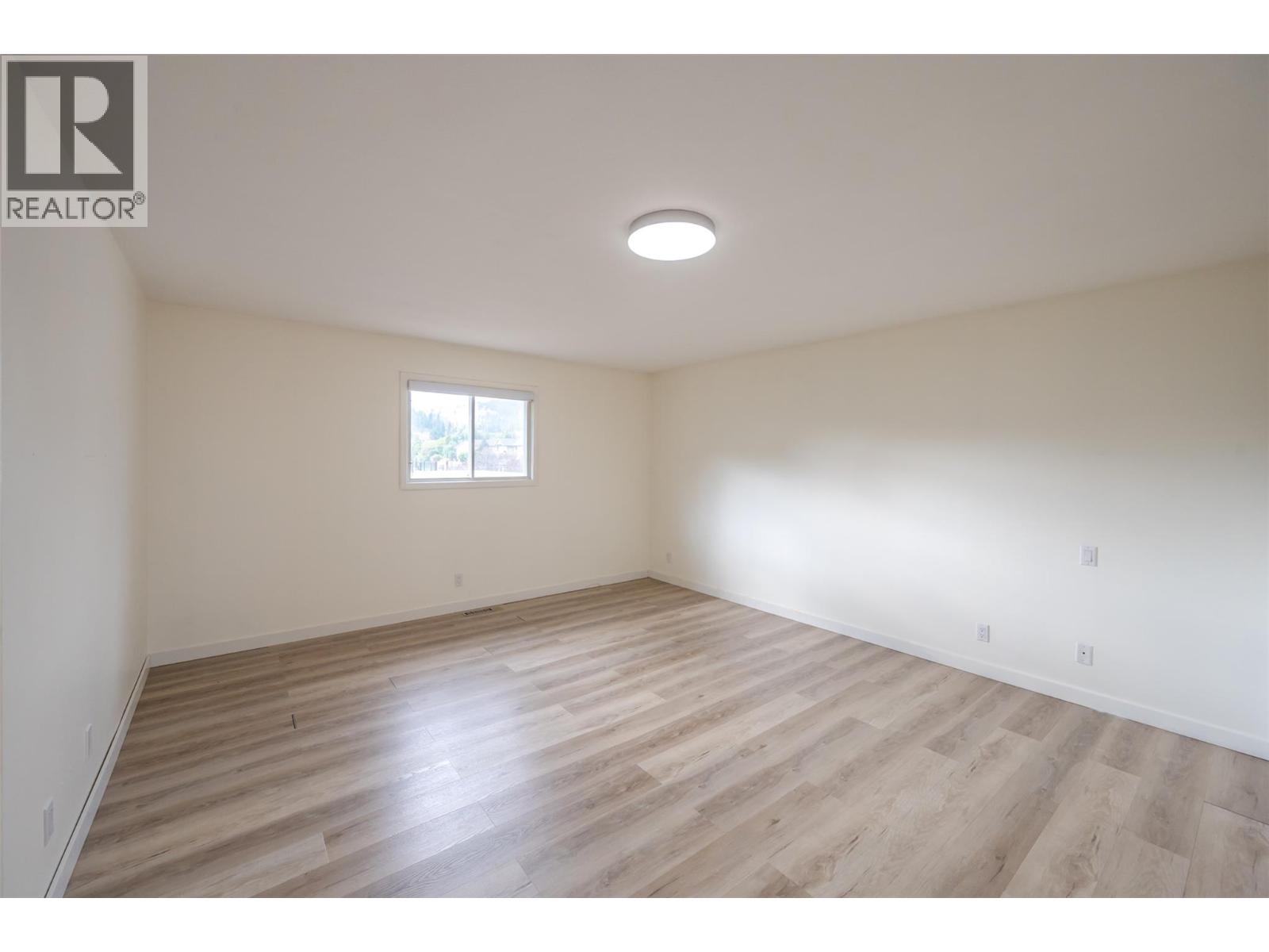  10703 Prairie Valley Road, Summerland