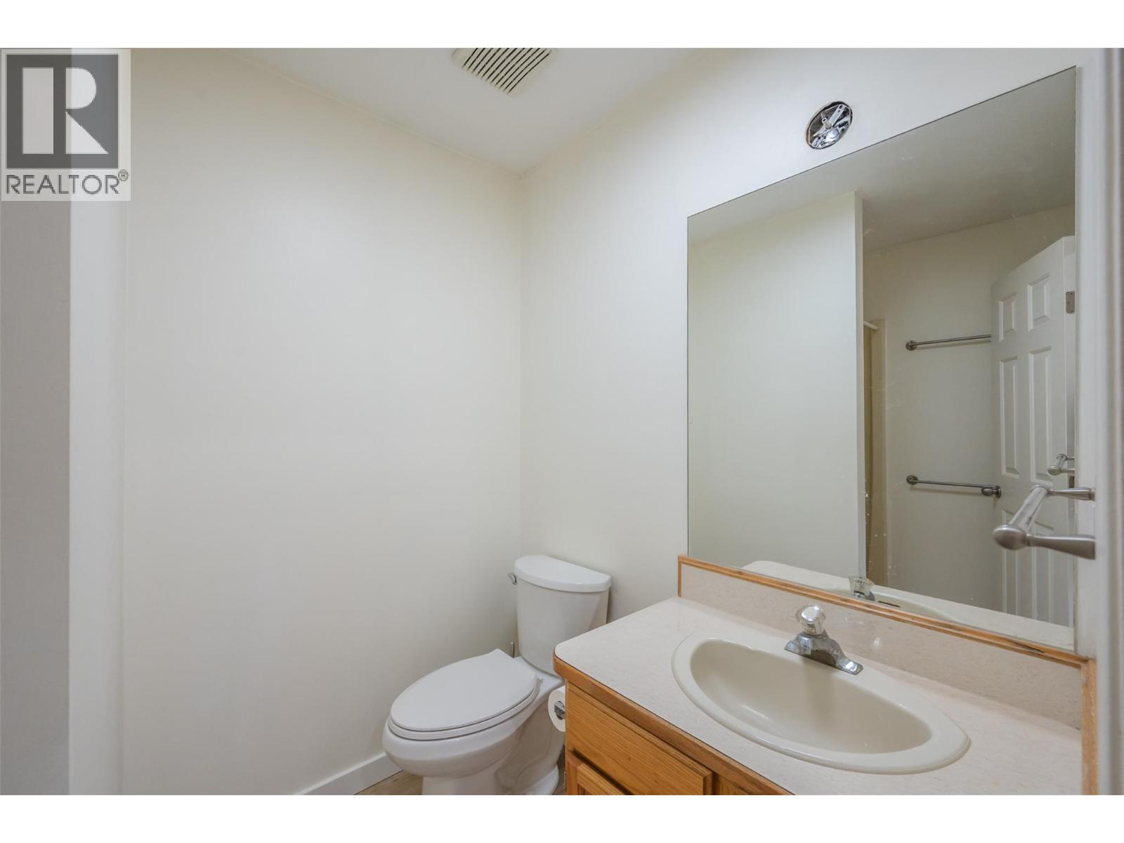  10703 Prairie Valley Road, Summerland