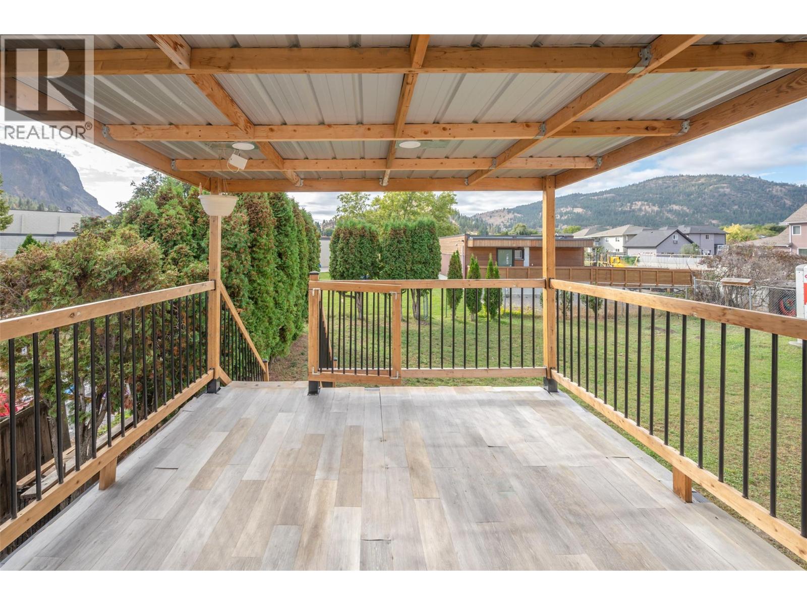  10703 Prairie Valley Road, Summerland