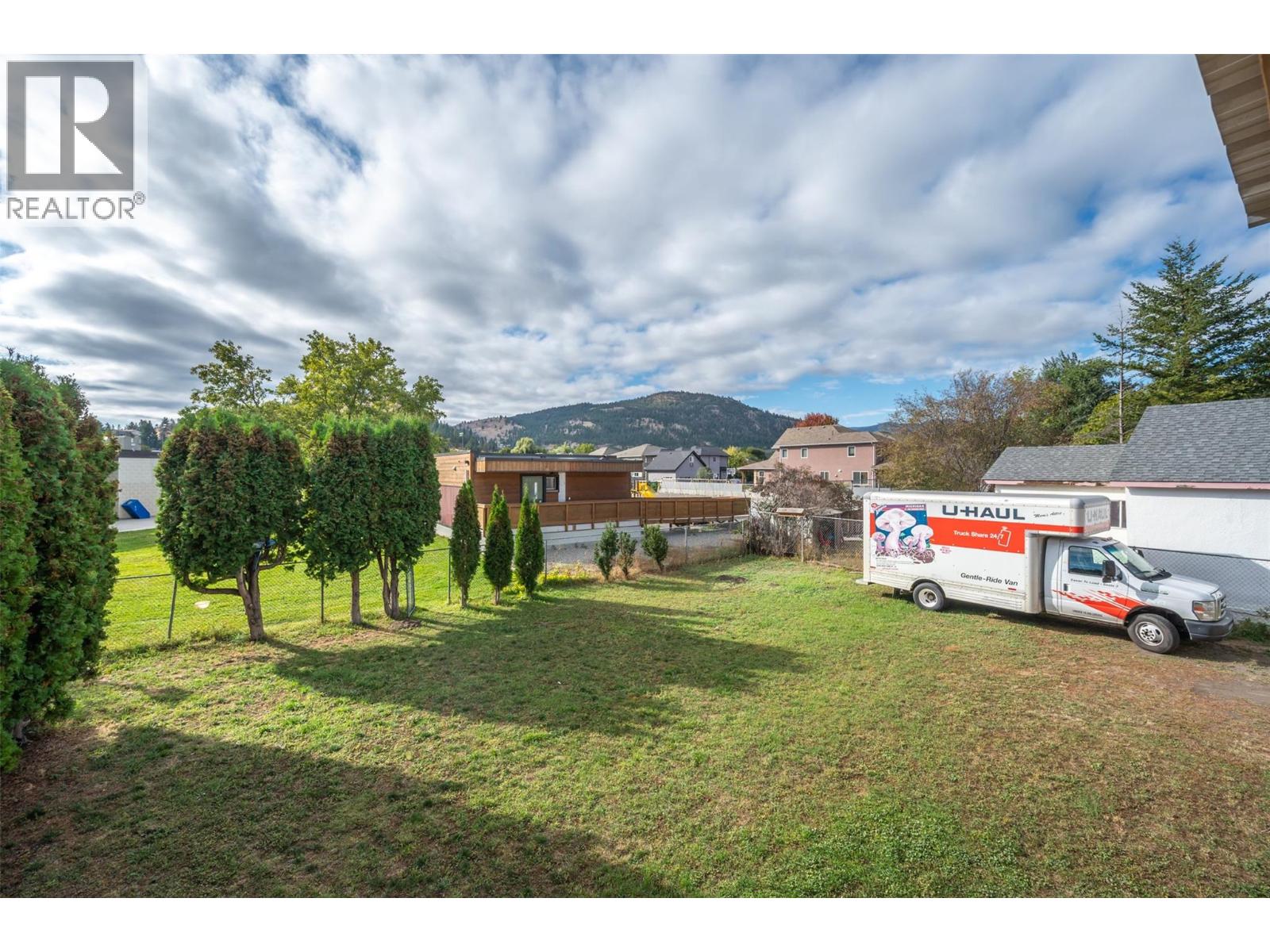  10703 Prairie Valley Road, Summerland