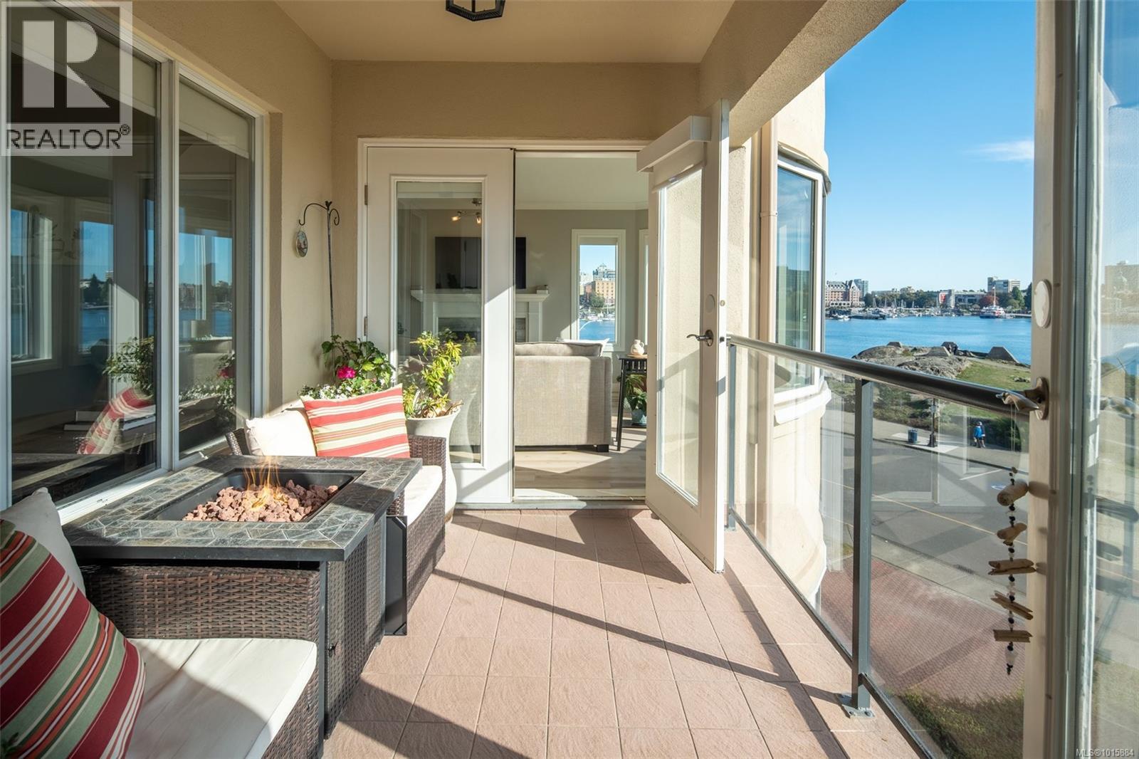 303 50 Songhees Road, Victoria