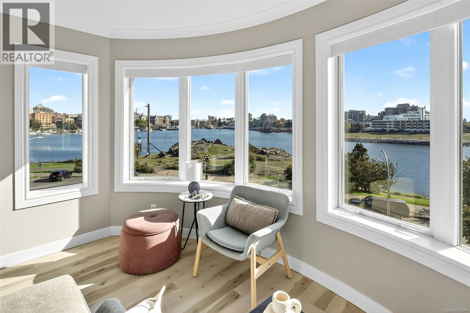 303 50 Songhees Road, Victoria