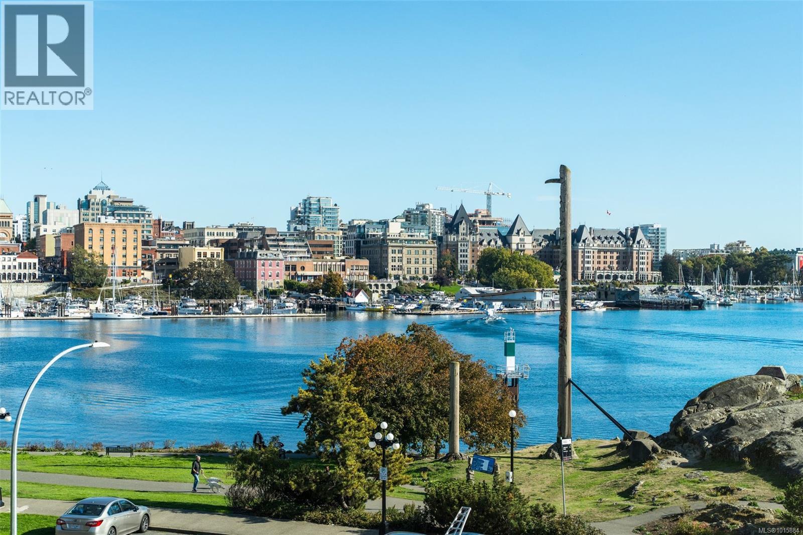 303 50 Songhees Road, Victoria