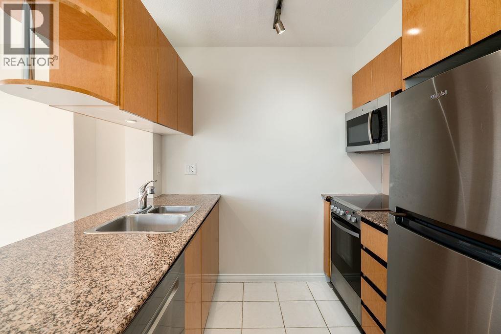1704 1189 HOWE STREET, Vancouver