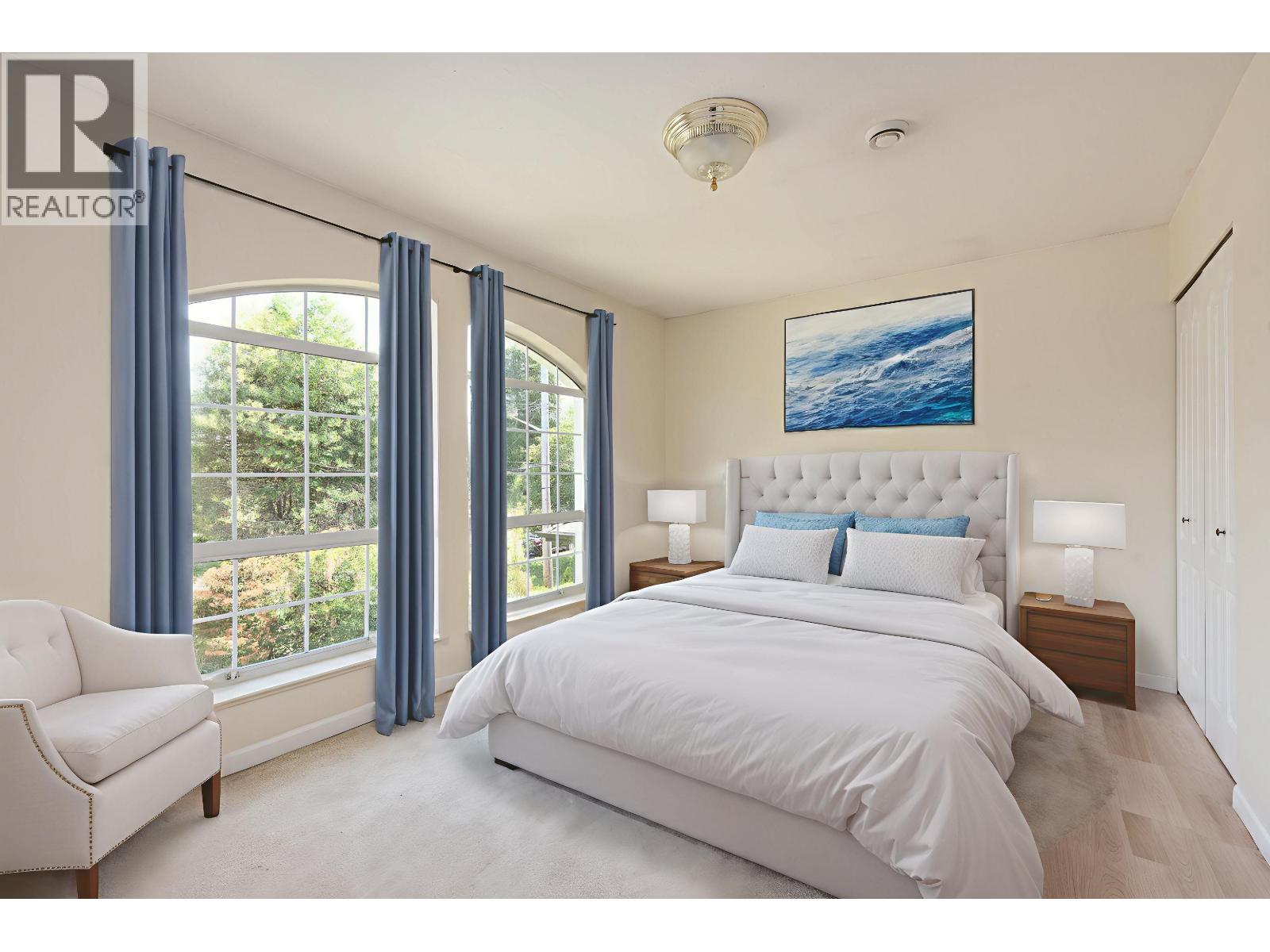 912 FIFTH STREET, New Westminster