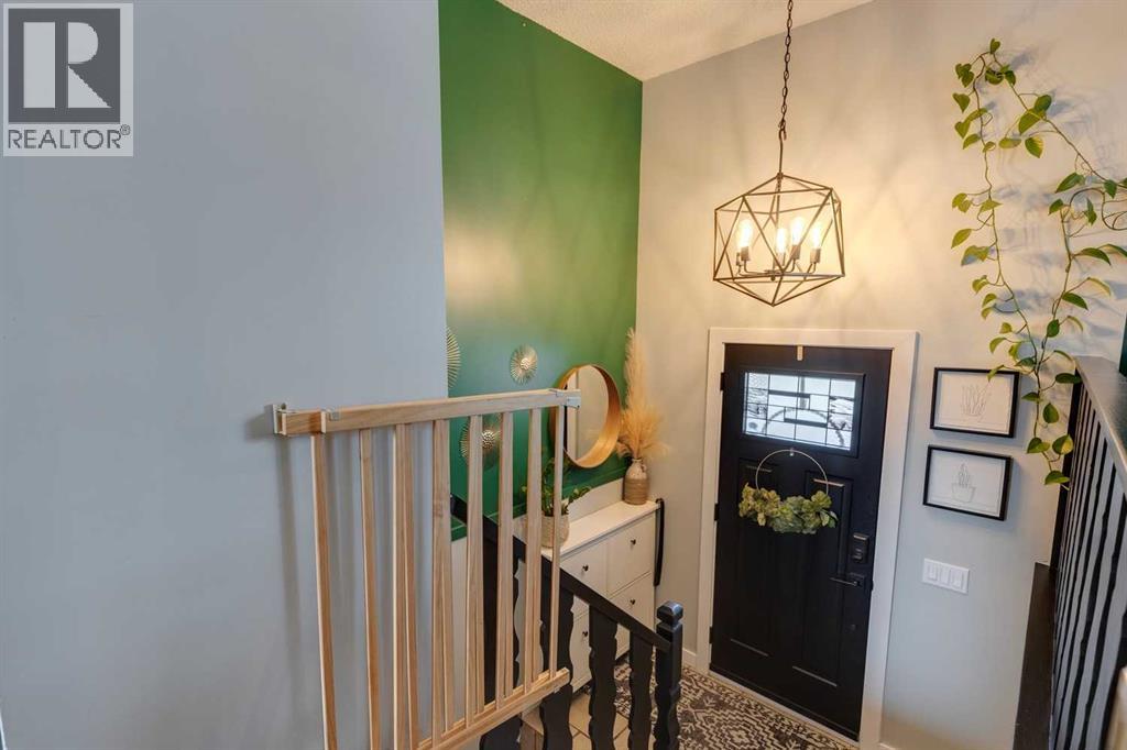Single Family House Bi-level for Sale in  Penbrooke Way SE Penbrooke Meadows Calgary 