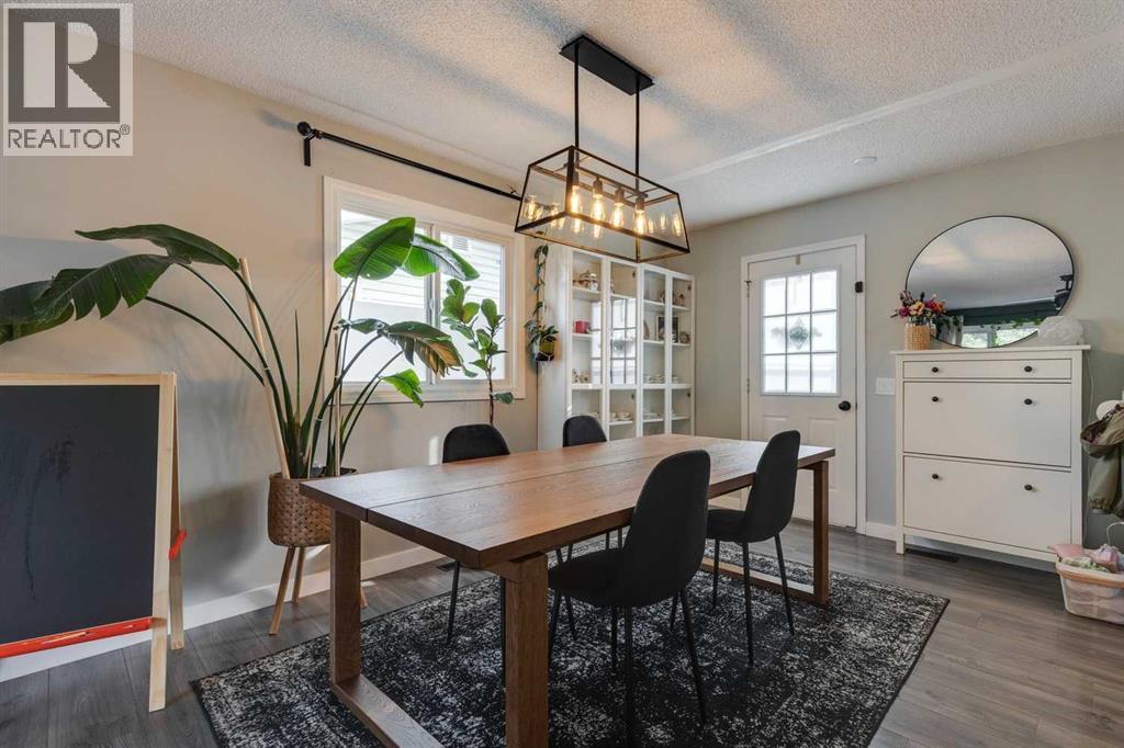 Single Family House Bi-level for Sale in  Penbrooke Way SE Penbrooke Meadows Calgary 