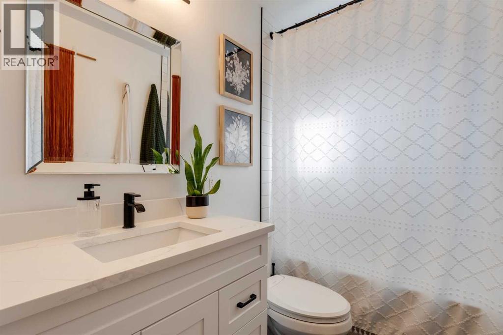Single Family House Bi-level for Sale in  Penbrooke Way SE Penbrooke Meadows Calgary 