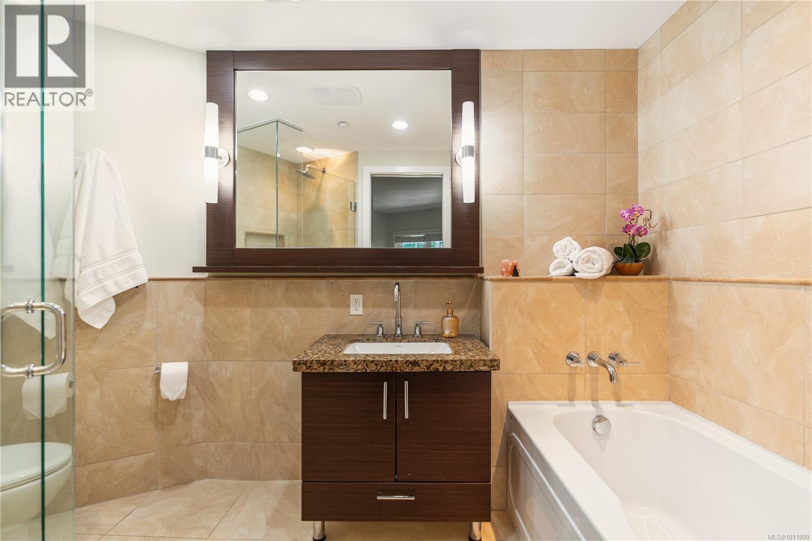 310 1400 Lynburne Place, Langford