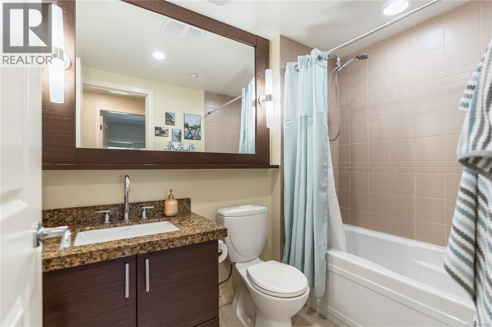 310 1400 Lynburne Place, Langford