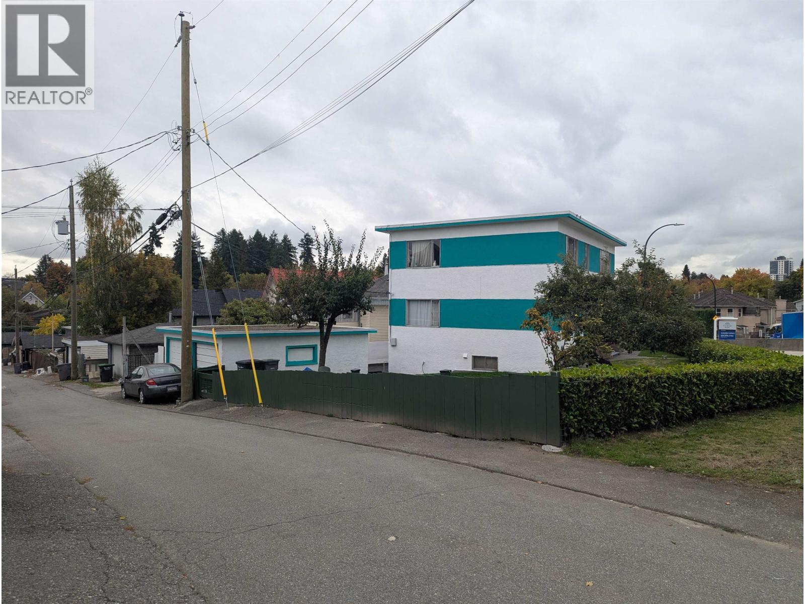 2984 CLARK DRIVE, Vancouver