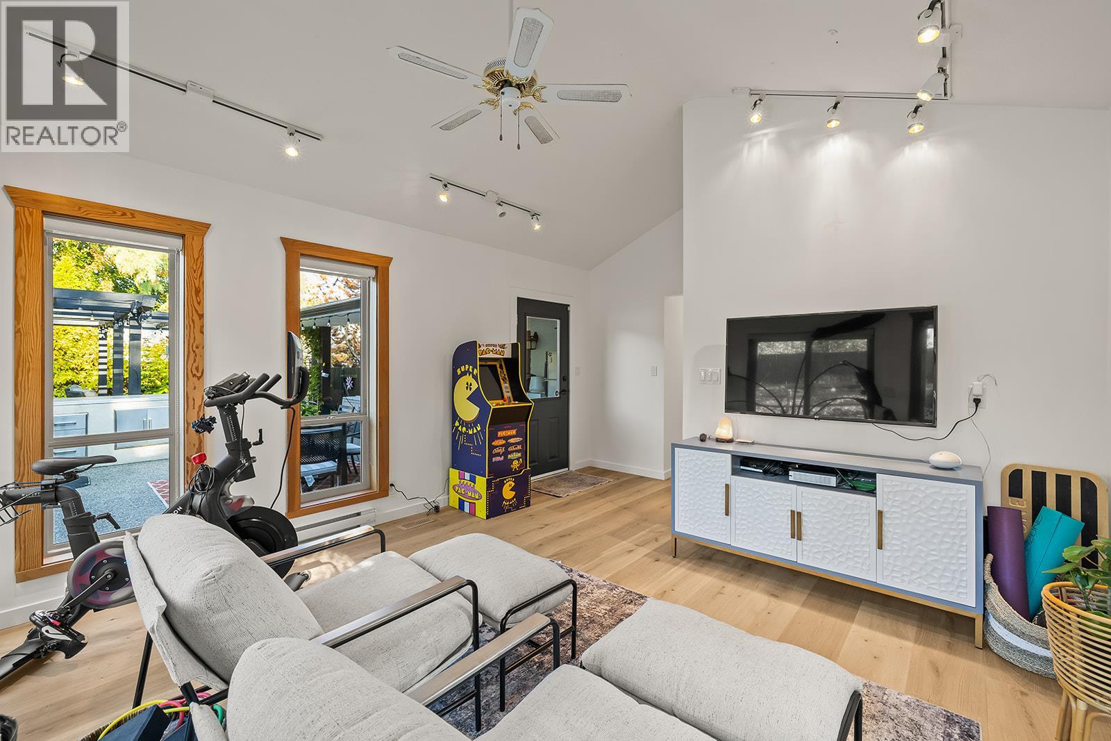  1523 Mission Ridge Drive, Kelowna