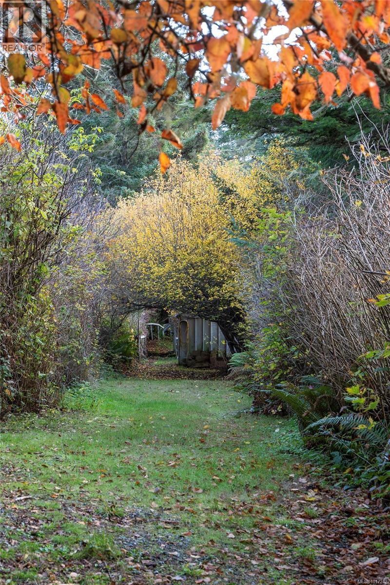  8519 West Coast Road, Sooke