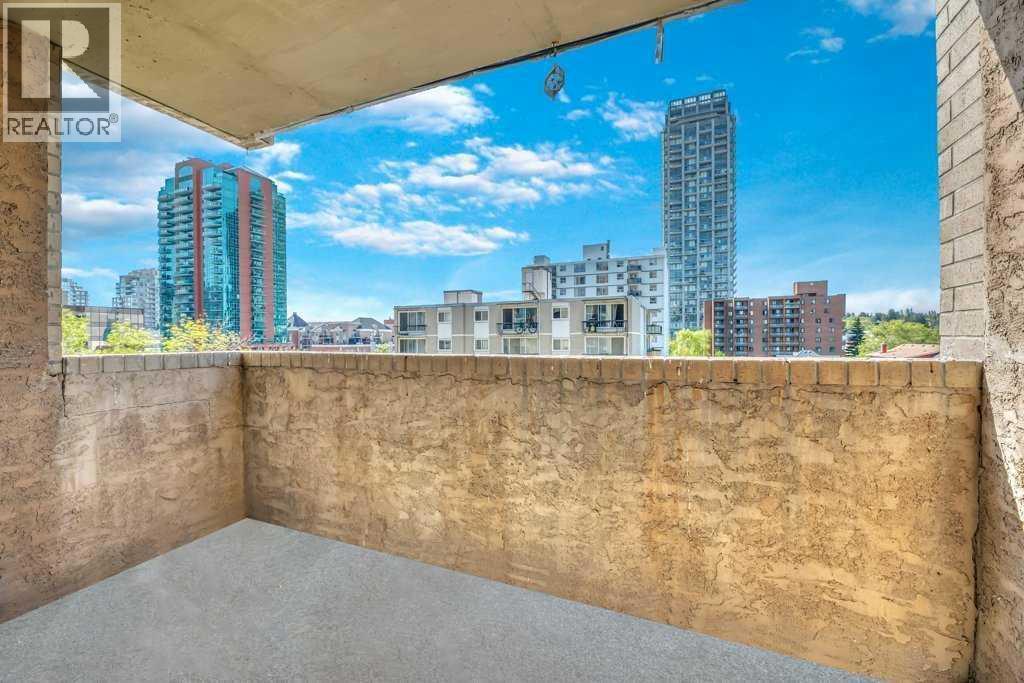 Single Family House for Sale in    Avenue SW Beltline Calgary 