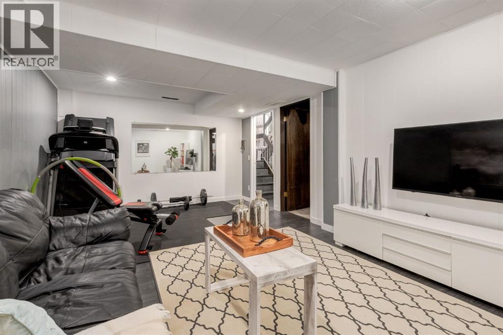 Single Family House 5 Level for Sale in  Brae Glen Lane SW Braeside Calgary 