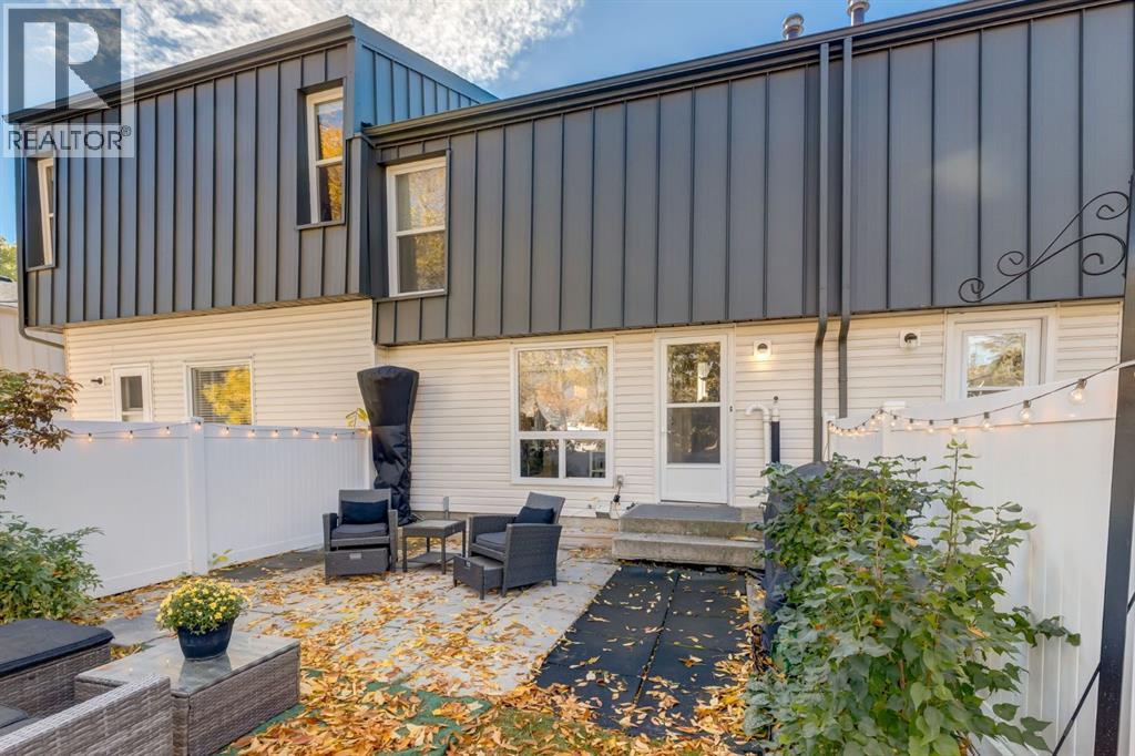 Single Family House 5 Level for Sale in  Brae Glen Lane SW Braeside Calgary 