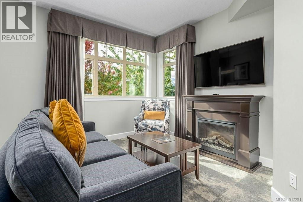 #211A 1730 RIVERSIDE LANE - Image 3