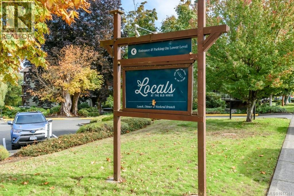 #211A 1730 RIVERSIDE LANE - 34