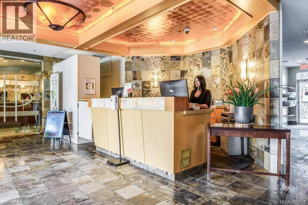 #211A 1730 RIVERSIDE LANE - 7